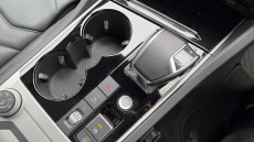 Volkswagen Touareg 3.0 V6 TDI 4Motion Black Edition 5dr Tip Auto Diesel Estate